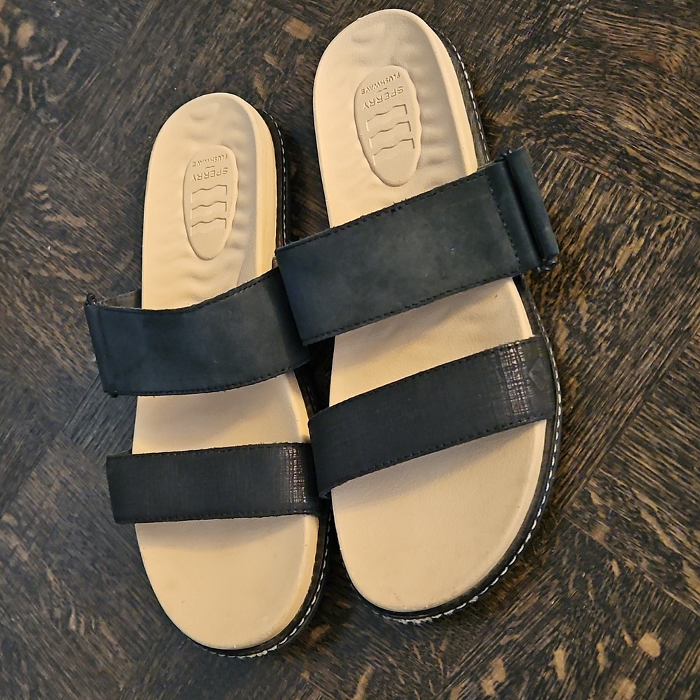 Sperry Black and Tan Sandals